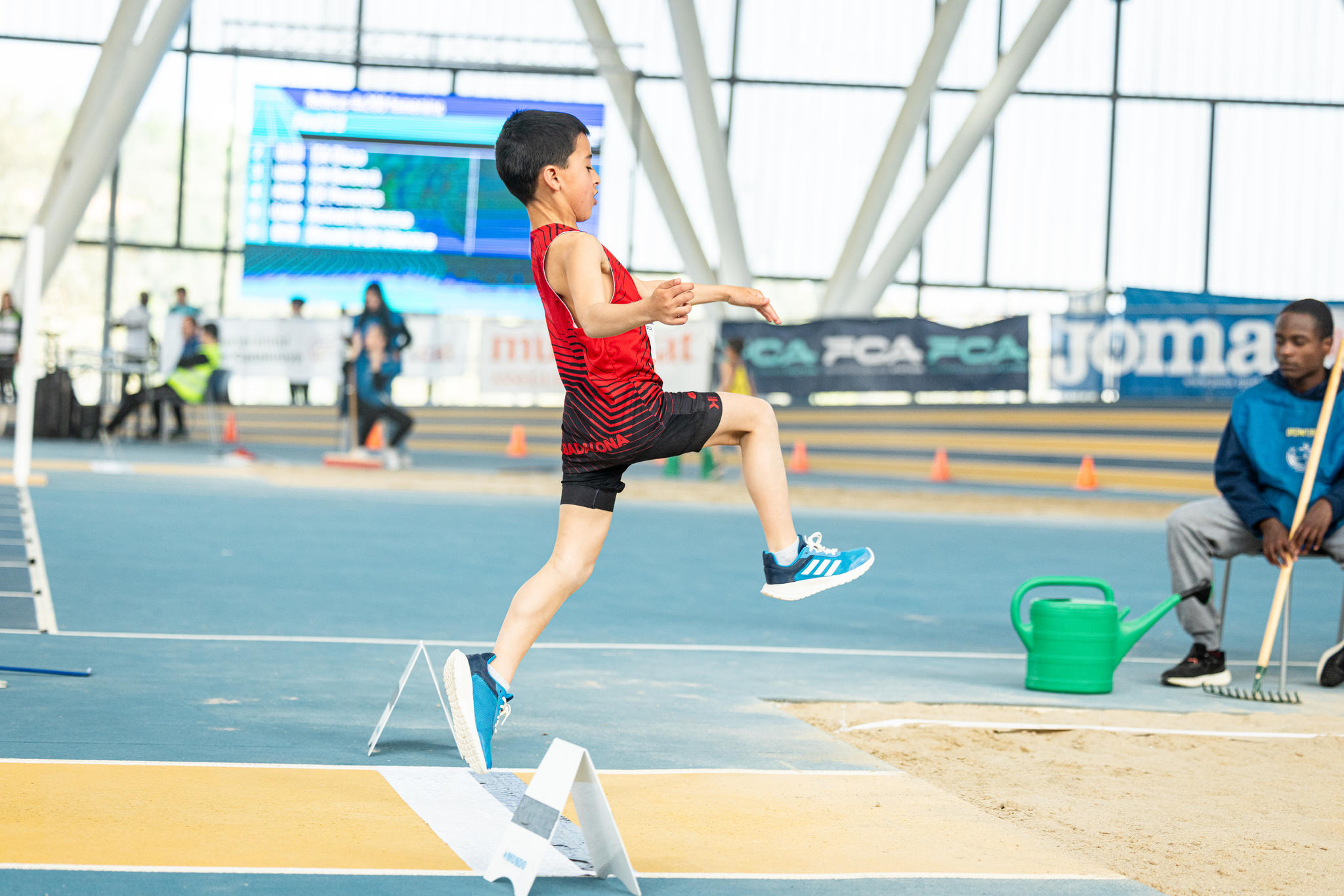 Club Atletisme Badalona - Escola